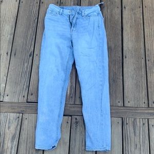 American Eagle Mom Jeans